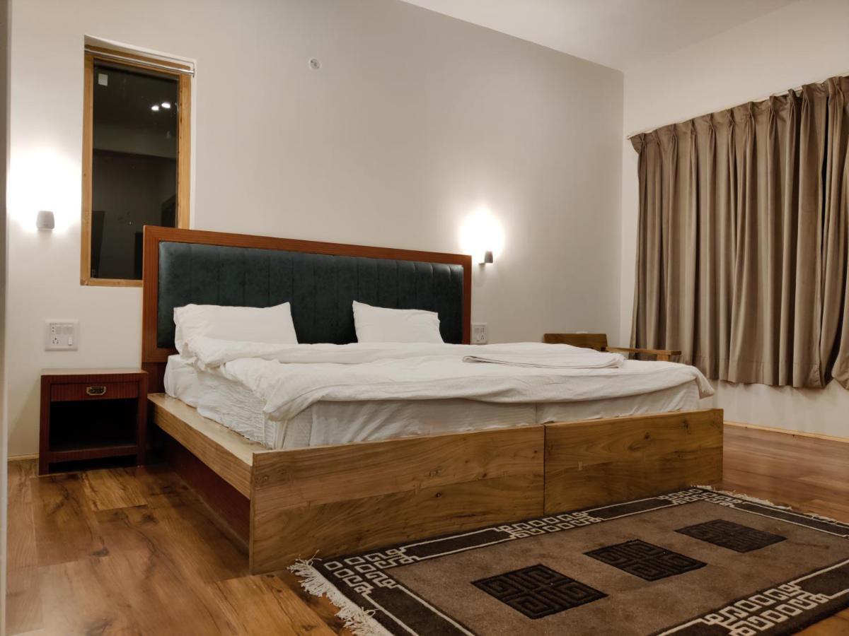 Hotel Rock Castle Residency Leh Exterior foto