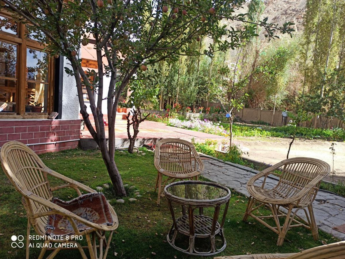 Hotel Rock Castle Residency Leh Exterior foto