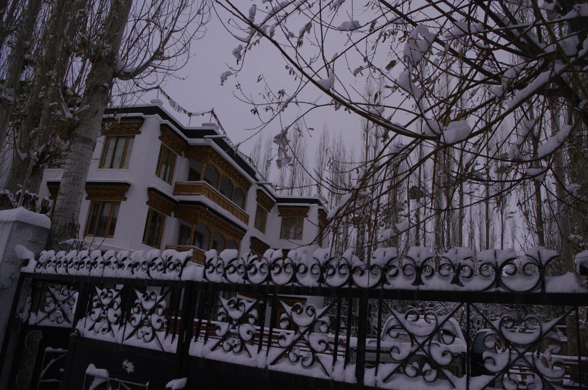 Hotel Rock Castle Residency Leh Exterior foto