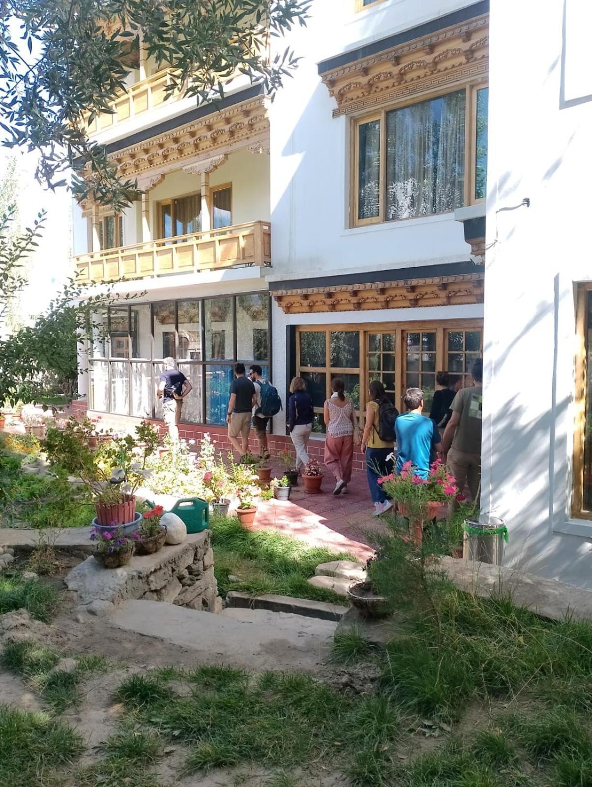 Hotel Rock Castle Residency Leh Exterior foto